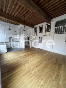 For rent Lyon-4eme-arrondissement 2 rooms 68 m2 Rhone (69004) photo 1