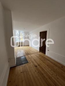 For rent Lyon-4eme-arrondissement 2 rooms 68 m2 Rhone (69004) photo 4