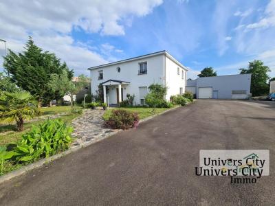 For sale Vertou 348 m2 Loire atlantique (44120) photo 0