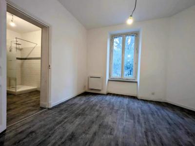 Acheter Appartement 50 m2 Bort-les-orgues