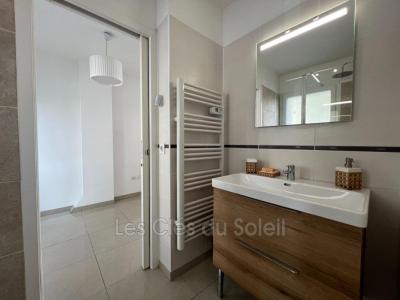 For rent Toulon 3 rooms 54 m2 Var (83100) photo 3