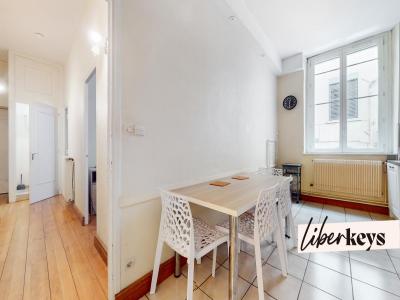 For sale Lyon-1er-arrondissement 3 rooms 48 m2 Rhone (69001) photo 2