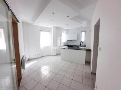 For rent Strasbourg 2 rooms 40 m2 Bas rhin (67100) photo 1