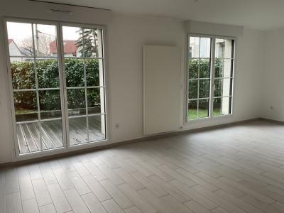 For rent Villiers-sur-marne 2 rooms 56 m2 Val de Marne (94350) photo 0