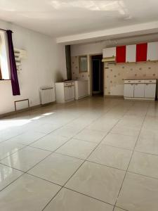 For sale Saint-benoit-du-sault 3 rooms 79 m2 Indre (36170) photo 0