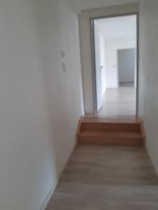 Louer Appartement Combeaufontaine 481 euros