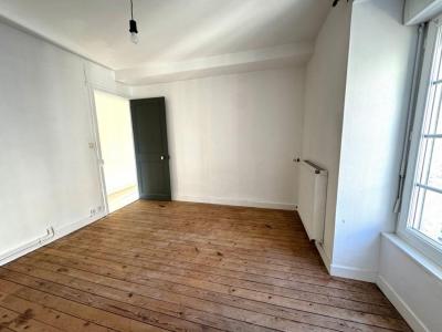 Louer Appartement Laval 500 euros