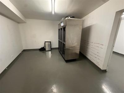 Acheter Local commercial Paris-19eme-arrondissement 2500000 euros