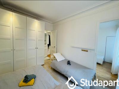 Louer Appartement Paris-18eme-arrondissement 1900 euros