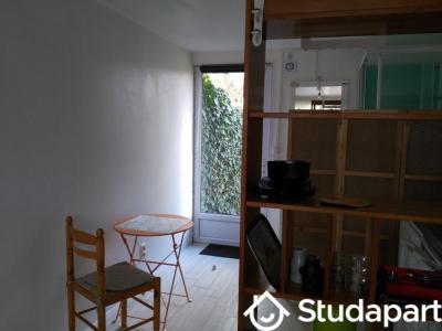 For rent Villenave-d'ornon 1 room 20 m2 Gironde (33140) photo 3