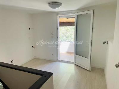 For sale Varages 3 rooms 49 m2 Var (83670) photo 2