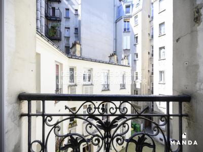 For rent Paris-18eme-arrondissement 2 rooms 40 m2 Paris (75018) photo 1