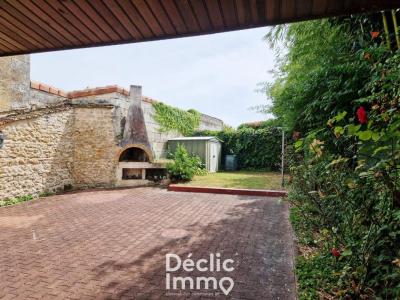 For sale Couronne 6 rooms 124 m2 Charente (16400) photo 0