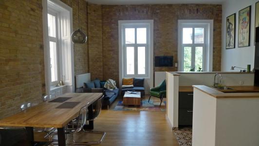 For rent Neuilly-sur-seine 3 rooms 65 m2 Hauts de Seine (92200) photo 0