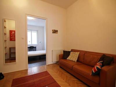 For rent Paris-16eme-arrondissement 3 rooms 65 m2 Paris (75016) photo 0