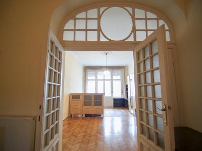 For rent Lyon-3eme-arrondissement 2 rooms 55 m2 Rhone (69003) photo 1