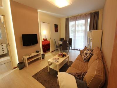 For rent Lyon-6eme-arrondissement 2 rooms 53 m2 Rhone (69006) photo 0