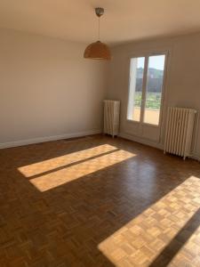 For sale Creusot 3 rooms 66 m2 Saone et loire (71200) photo 4