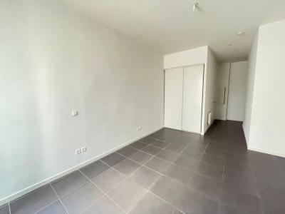 Louer Appartement 27 m2 Marseille-1er-arrondissement