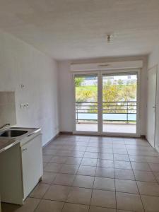 Louer Appartement 32 m2 Marseille-15eme-arrondissement