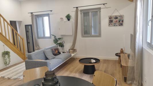 For sale ECUSSON  PLACE SAINT ROCH 1 room 42 m2 Herault (34000) photo 1