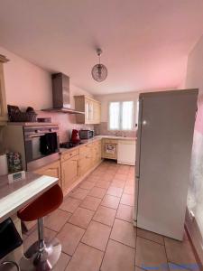 For sale Beziers 6 rooms 129 m2 Herault (34500) photo 4