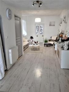 For sale Chidrac 3 rooms 73 m2 Puy de dome (63320) photo 1