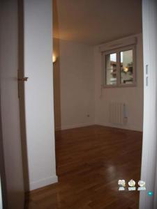 For rent Colombes 3 rooms 58 m2 Hauts de Seine (92700) photo 2