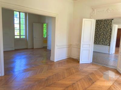 For sale Montelimar 14 rooms 318 m2 Drome (26200) photo 1