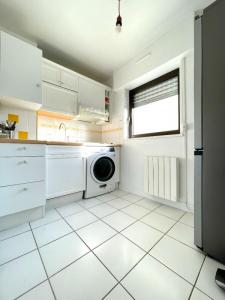 For sale Paris-12eme-arrondissement 2 rooms 48 m2 Paris (75012) photo 4