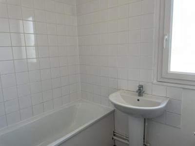 For rent Charleville-mezieres 3 rooms 63 m2 Ardennes (08000) photo 2