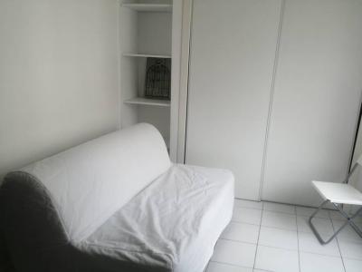 For rent Paris-10eme-arrondissement 1 room 27 m2 Paris (75010) photo 3