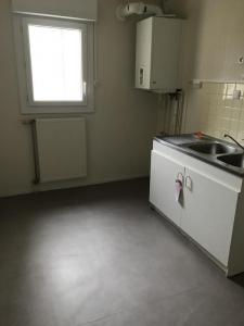 For rent Montlucon 2 rooms 60 m2 Allier (03100) photo 1