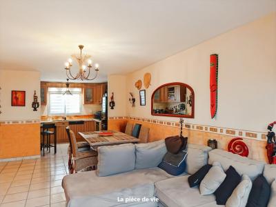 For sale Bouguenais 5 rooms 94 m2 Loire atlantique (44340) photo 4