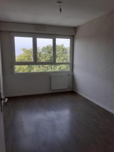 For rent Rennes 4 rooms 83 m2 Ille et vilaine (35200) photo 3