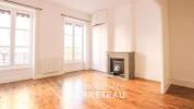 For rent Apartment Villeurbanne  38 m2 2 pieces