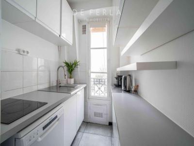 For sale Paris 2 rooms 51 m2 Paris (75000) photo 1