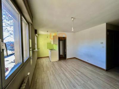 For rent Nimes 1 room 27 m2 Gard (30900) photo 3