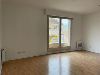 For rent Arpajon 1 room 28 m2 Essonne (91290) photo 1