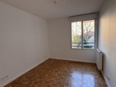 For rent Lyon-9eme-arrondissement 4 rooms 92 m2 Rhone (69009) photo 3