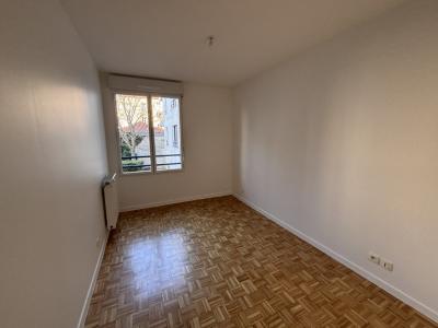 For rent Lyon-9eme-arrondissement 4 rooms 92 m2 Rhone (69009) photo 4