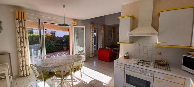 For sale Brusc 4 rooms 97 m2 Var (83140) photo 2