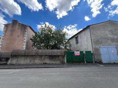 For sale Saint-maixent-l'ecole 8 rooms 137 m2 Deux sevres (79400) photo 4