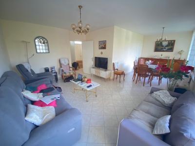 For sale Evreux 4 rooms 78 m2 Eure (27000) photo 2