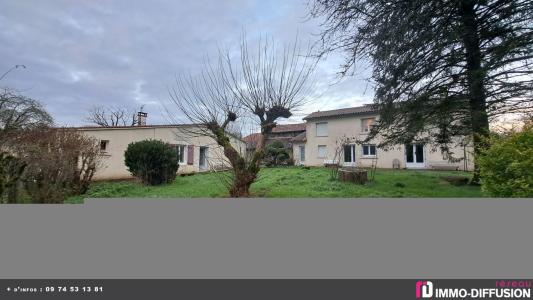 For sale EN CAMPAGNE 6 rooms 175 m2 Deux sevres (79310) photo 2