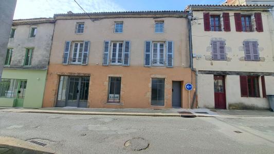 For sale 2 rooms 72 m2 Deux sevres (79200) photo 0