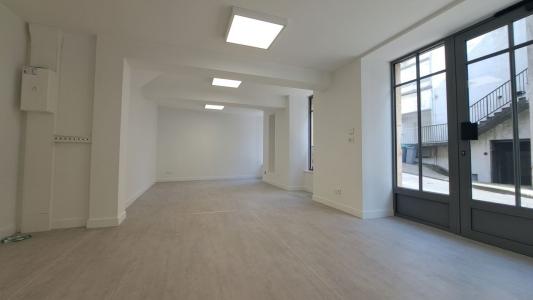 For sale 2 rooms 72 m2 Deux sevres (79200) photo 1