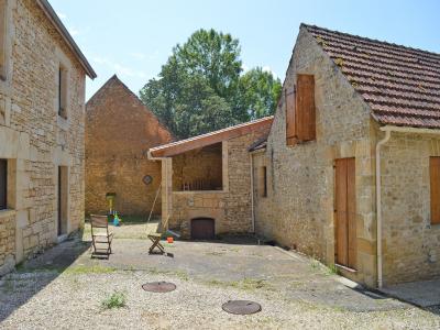 For sale Marcillac-saint-quentin 11 rooms 226 m2 Dordogne (24200) photo 3