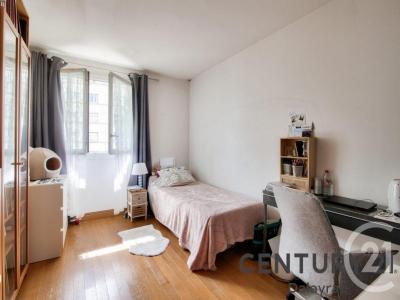 For sale Fontenay-sous-bois 3 rooms 67 m2 Val de Marne (94120) photo 2