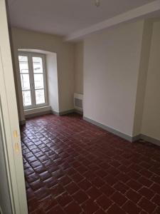 Louer Appartement 40 m2 Vezelay